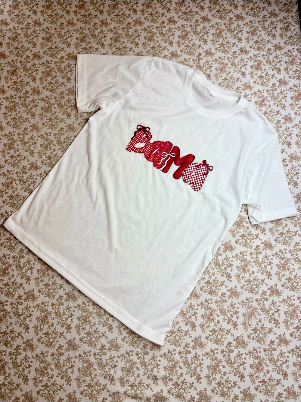 White BAMA Graphic T-Shirt Red Appliqué Letter Print Short Sleeve Tee